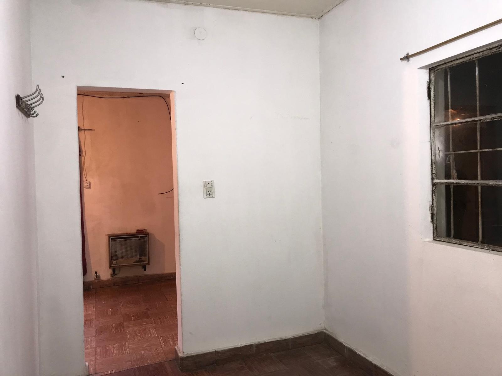 CASA VENTA 3 AMBIENTES MARIANO ACOSTA MERLO