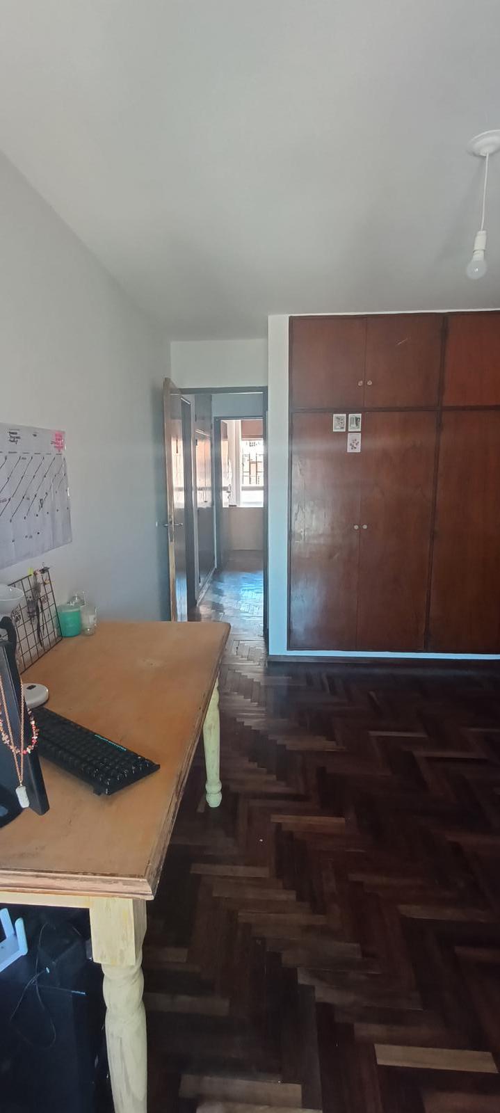 Nueva Córdoba .  Buenos Aires 1100. Externo, 2 dorm, alquilado en $ 235.000