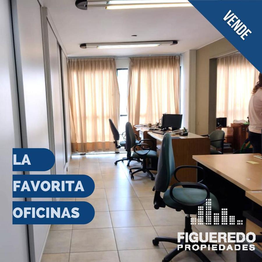 Oficinas en Galería La Favorita piso 7