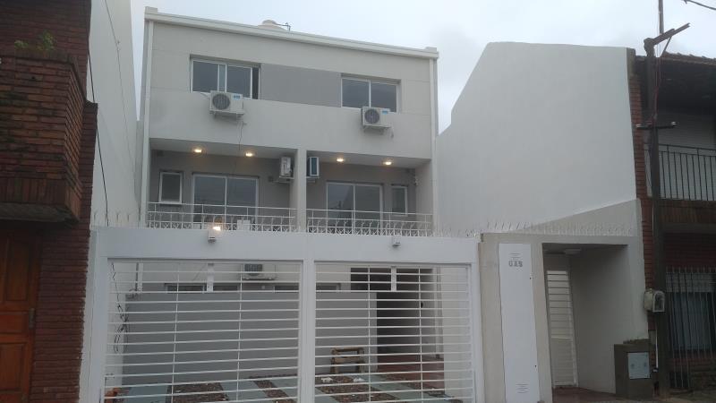 VENTA DUPLEX 65 e/ 138 y 139