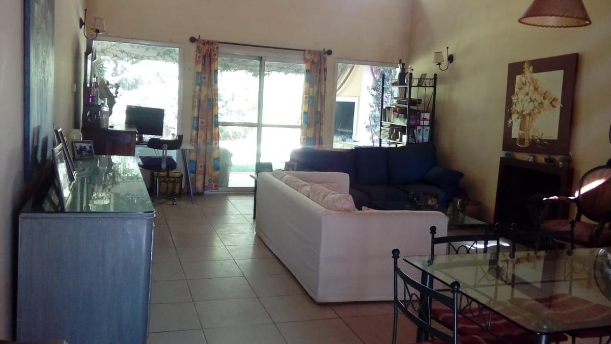 Casa en venta en el Barrio Cerrado Bermudas