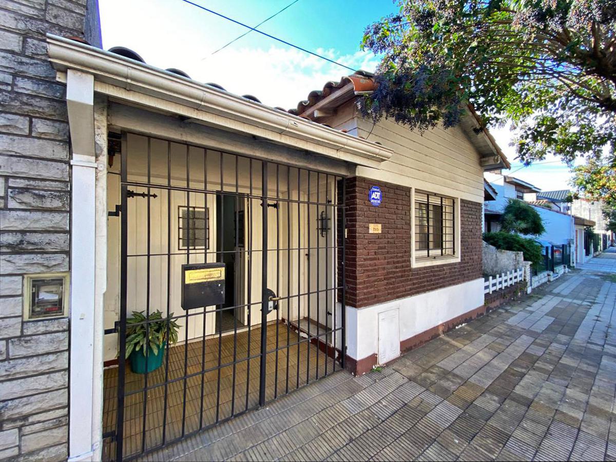 Excelente oportunidad Casa en Venta para reciclar de 110m2 en Acassuso