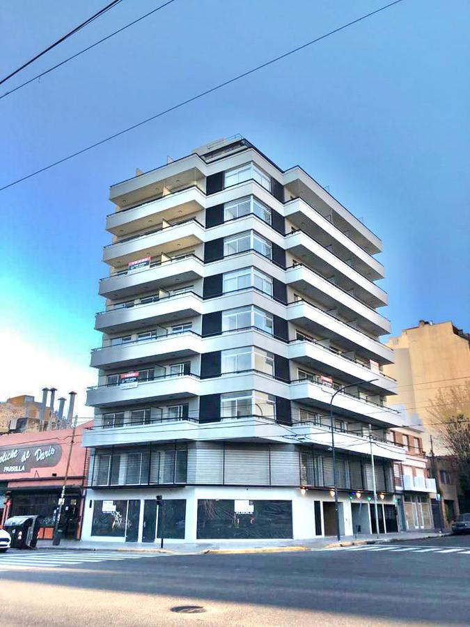 Av GAONA esq PUJOL Departamento 1 Amb 38mts en venta zona  Caballito