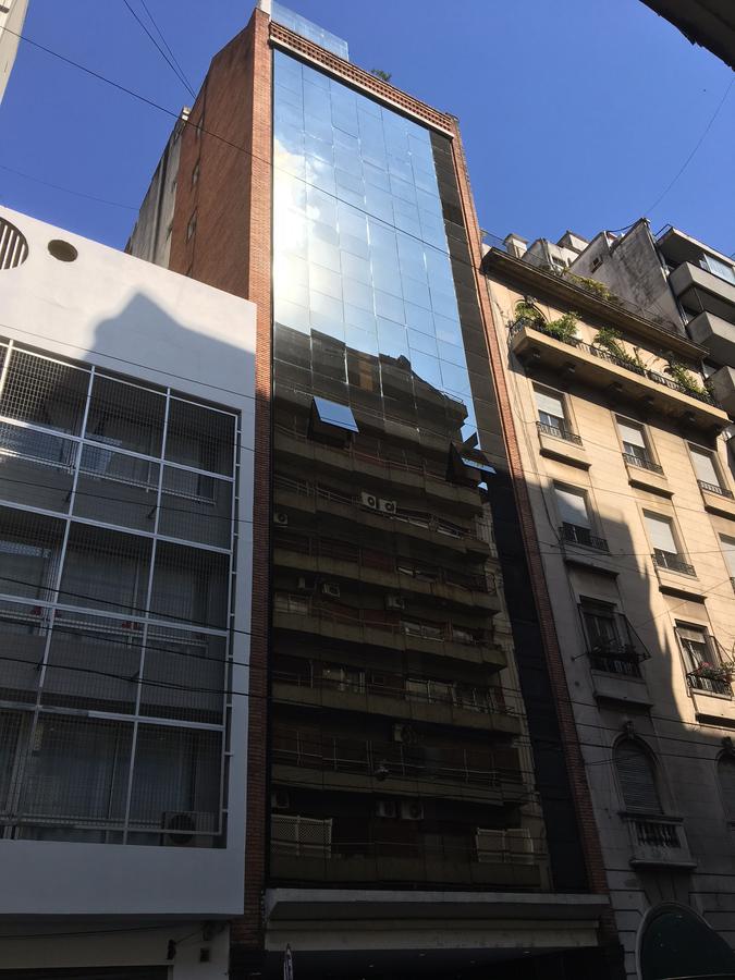 Oficina en impecable estado - Recoleta