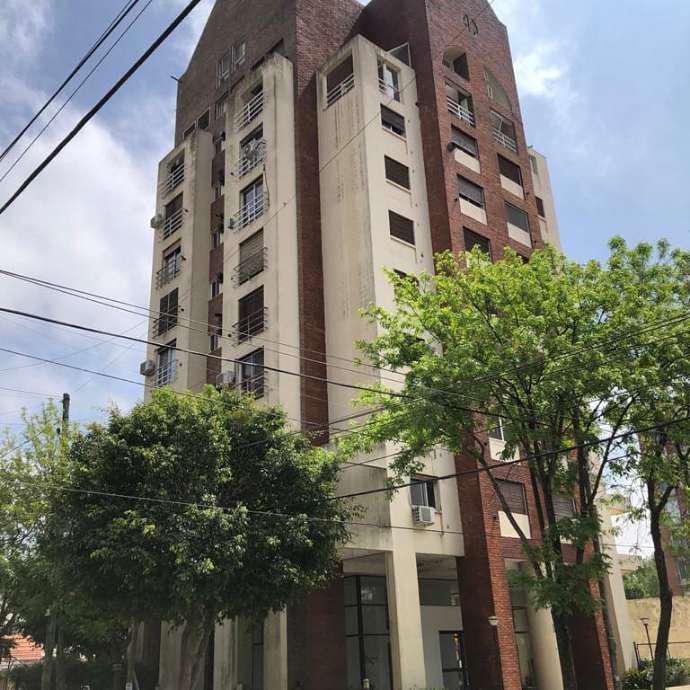 Departamento 2 ambientes en venta en Florencio Varela