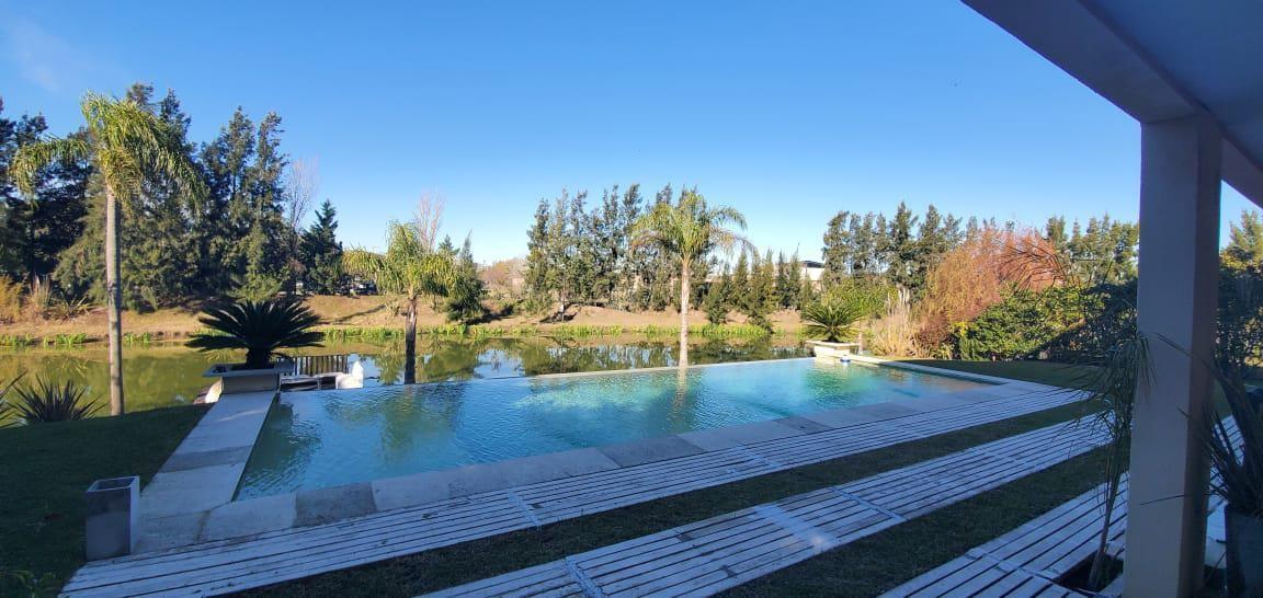 Casa  en Alquiler ubicado en Barrancas del Lago, Nordelta, Tigre