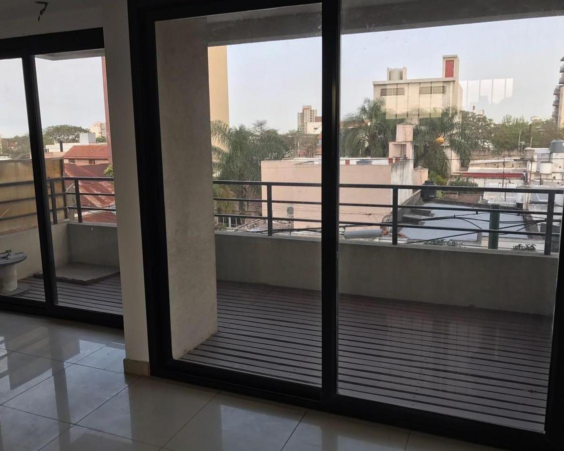 EN VENTA DEPARTAMENTO EN PLENO CENTRO DE BERAZATEGUI