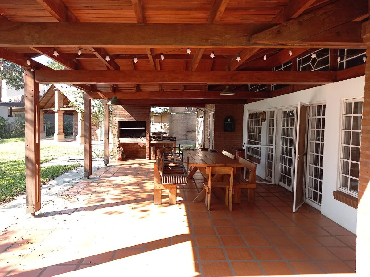 Casa en  Venta frente al rio  Ituzaingó - Corrientes