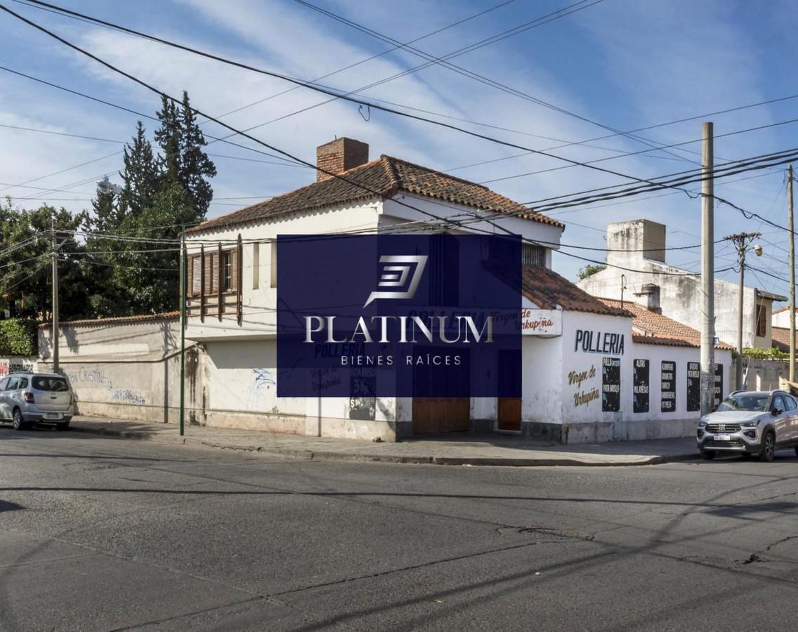 VENTA CASA ESQUINA CON LOCAL COMERCIAL