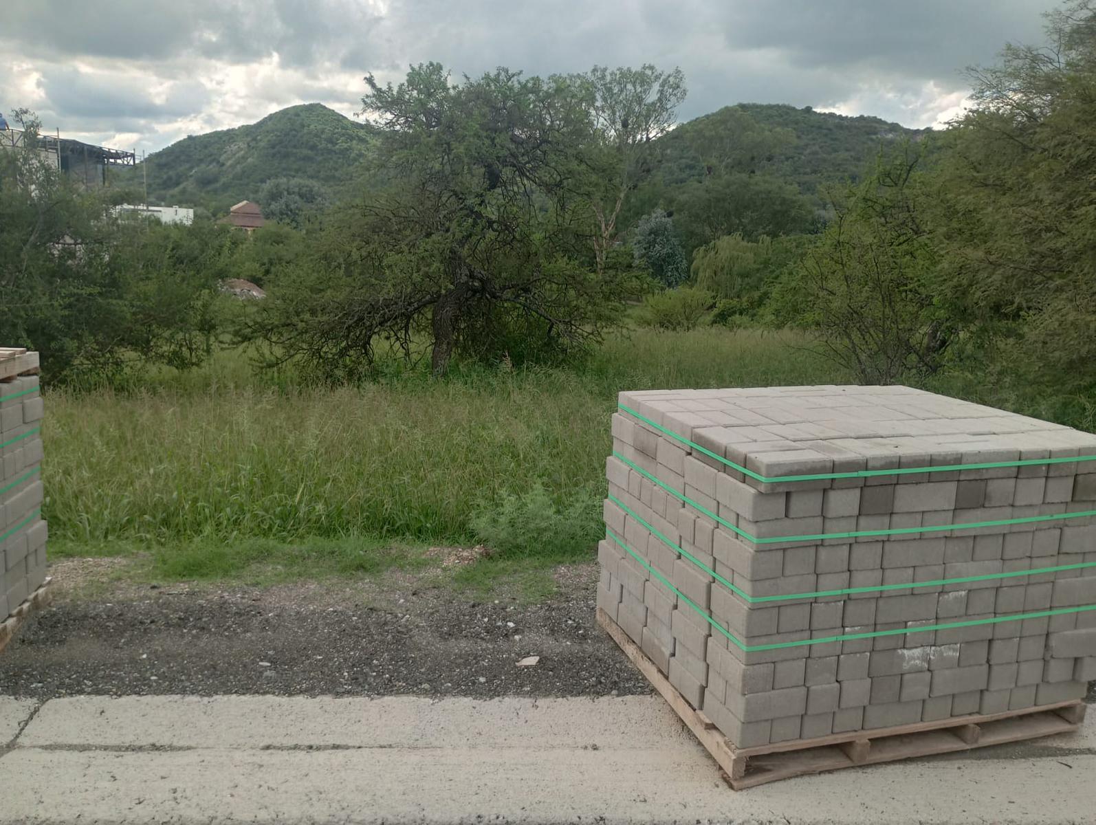 Terreno en  Potrerillo de Larreta