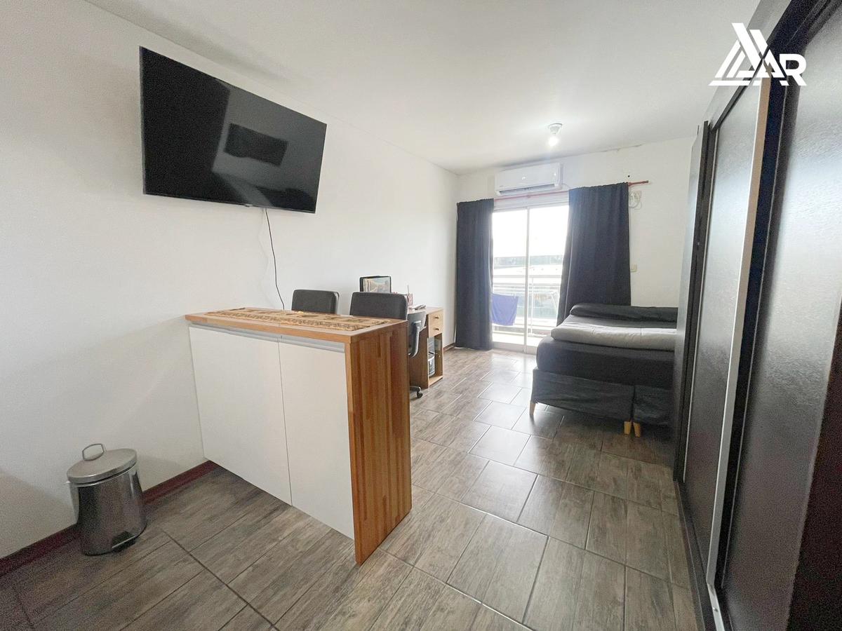 Departamento en  Venta Monoambiente con Balcon Frente Piso Alto Zona Sur Virasoro 1164