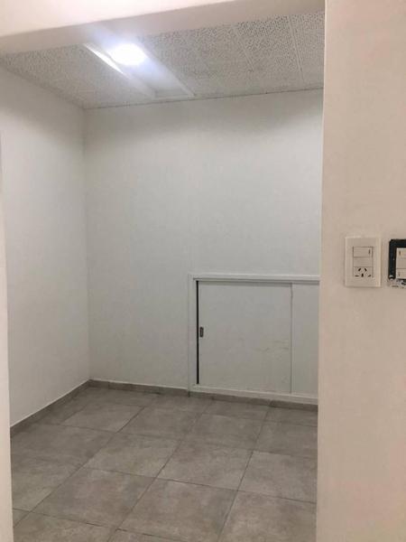 Local + Vivienda u Oficina en Venta en Monserrat