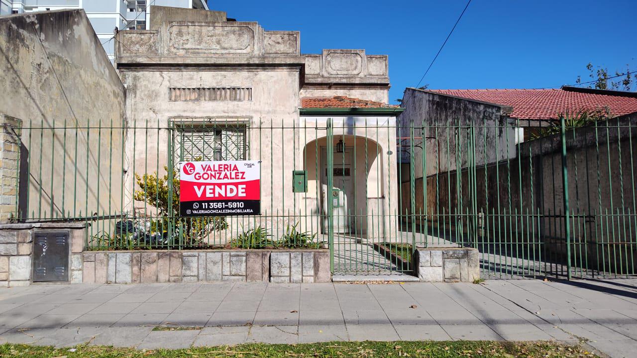 Casa en venta con lote de 8,66 x 42,86 - Wilde