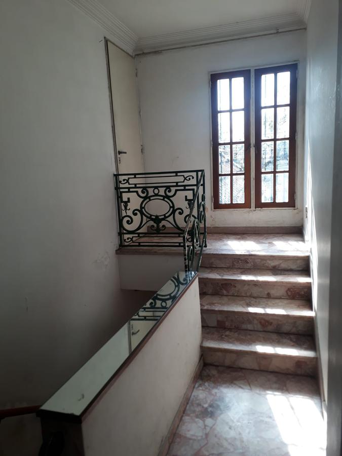 Casa en alquiler con lote propio. Solo uso comercial. A reciclar. - Boedo