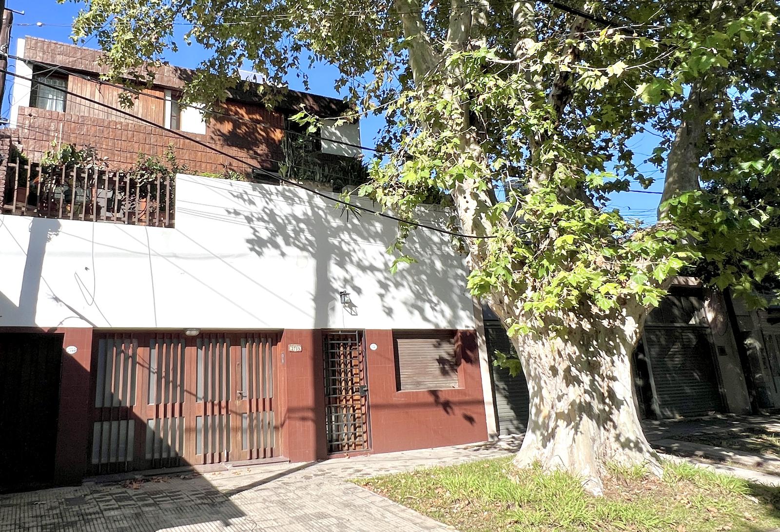 Casa en  Garay al 2700