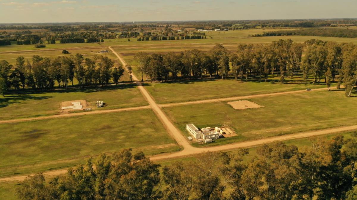 Hermoso Lote en Barrio Tres Pinos