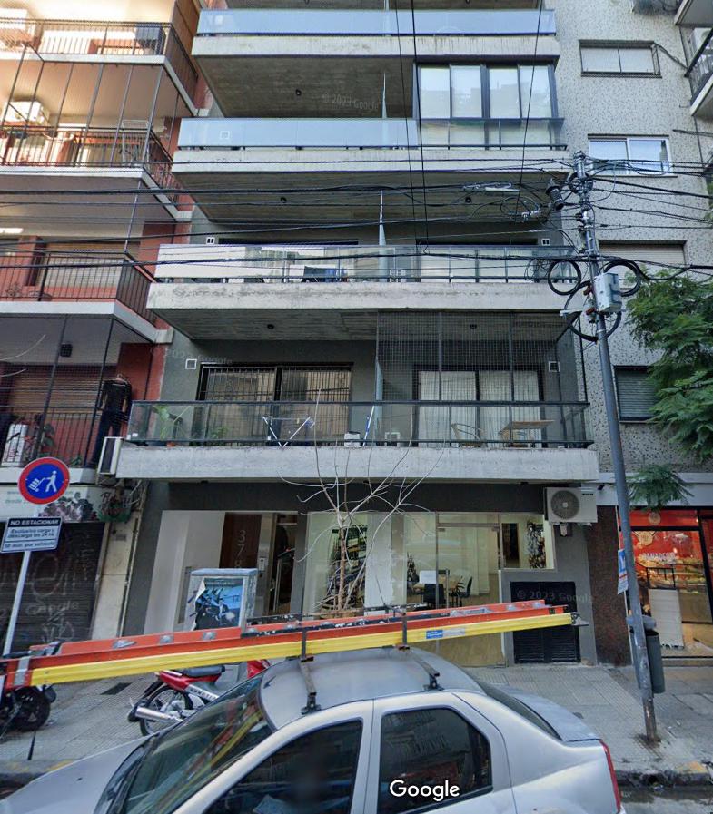 Venta Amplio Local con Patio, Subsuelo y 3 Bauleras en Palermo