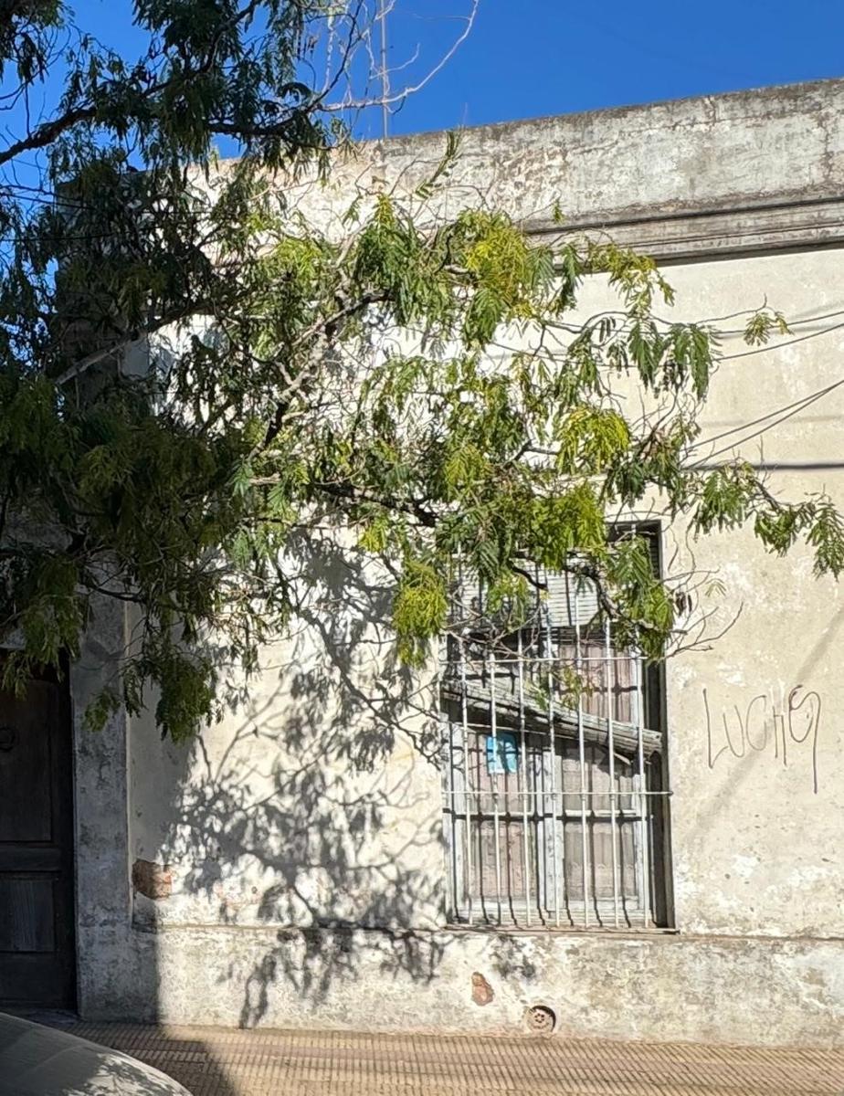 Terreno en  Lara 442, ENTRE Acuña y Basavilbaso, centro de Cañuelas al 400