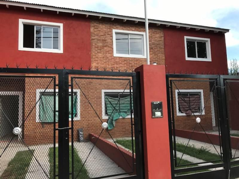 DUPLEX VENTA ITUZAINGO