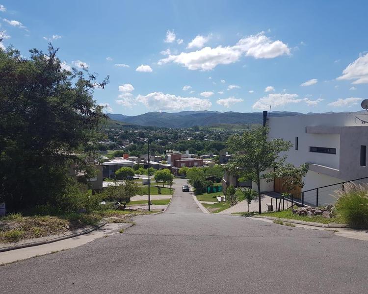 Venta terrenos en Barrio Cerrado La Cuesta