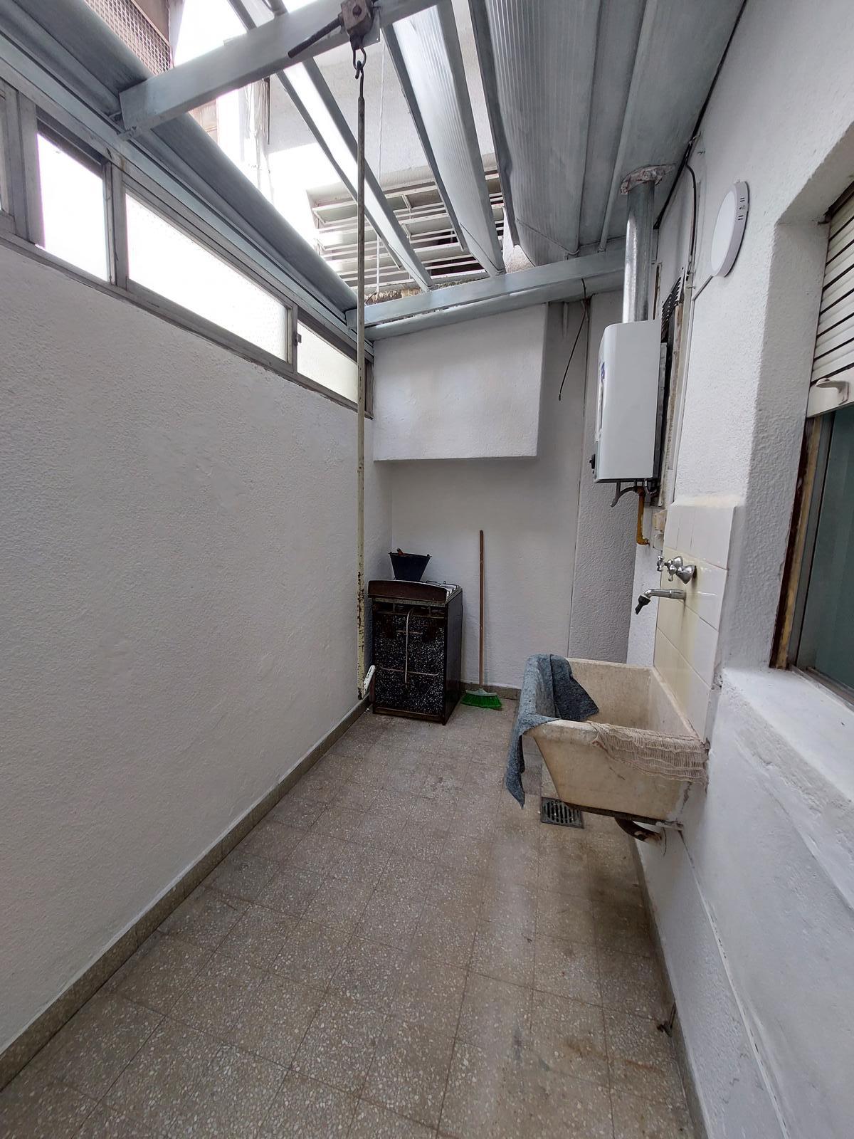 Departamento en venta de un dormitorio en planta baja con patio