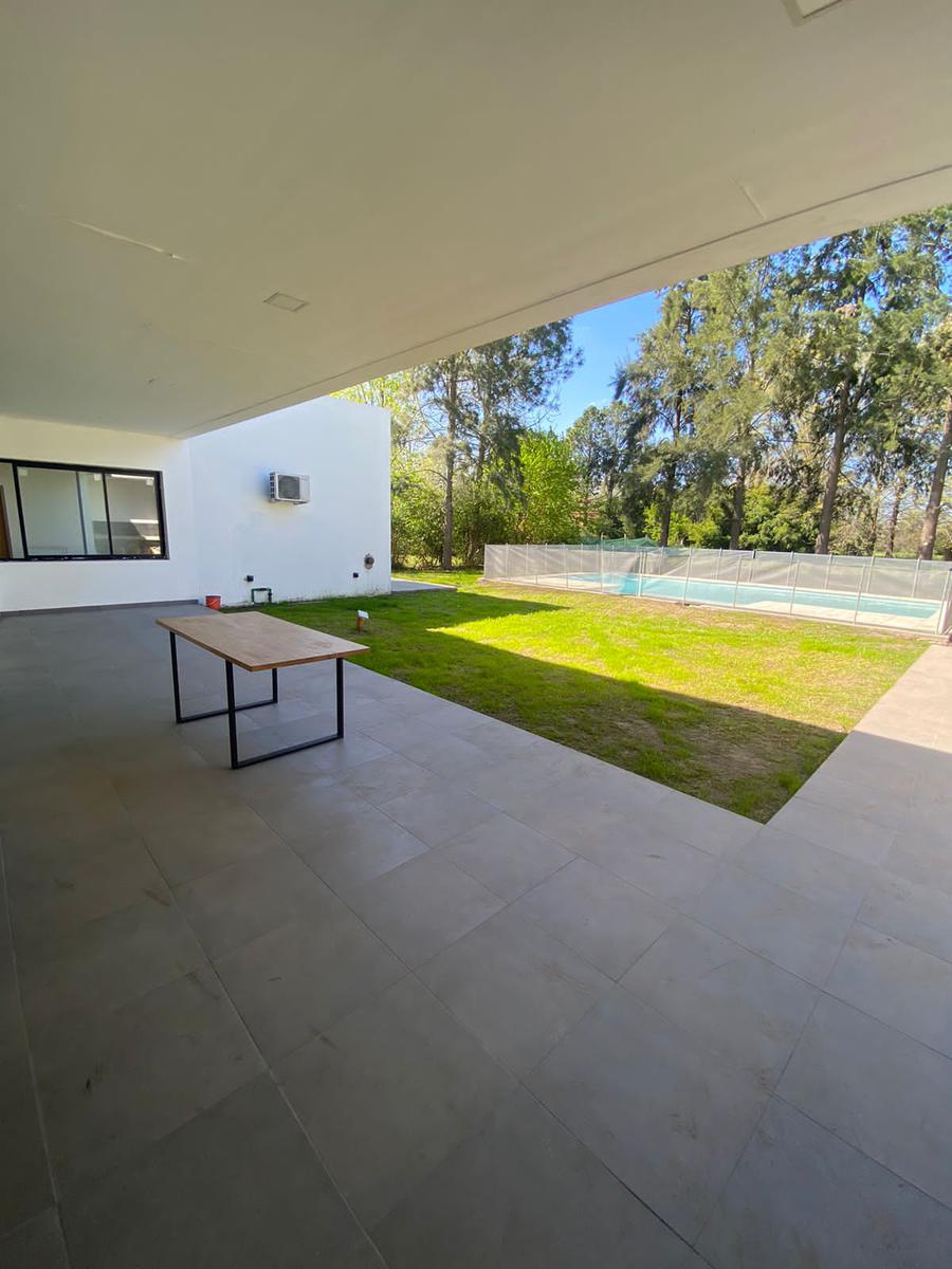 Casa en Alquiler Temporario en Barrio Haras Del Sol, Pilar