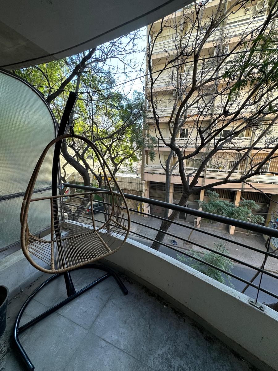 Departamento  restaurado de un dormitorio con balcón- Barrio Martin Rosario
