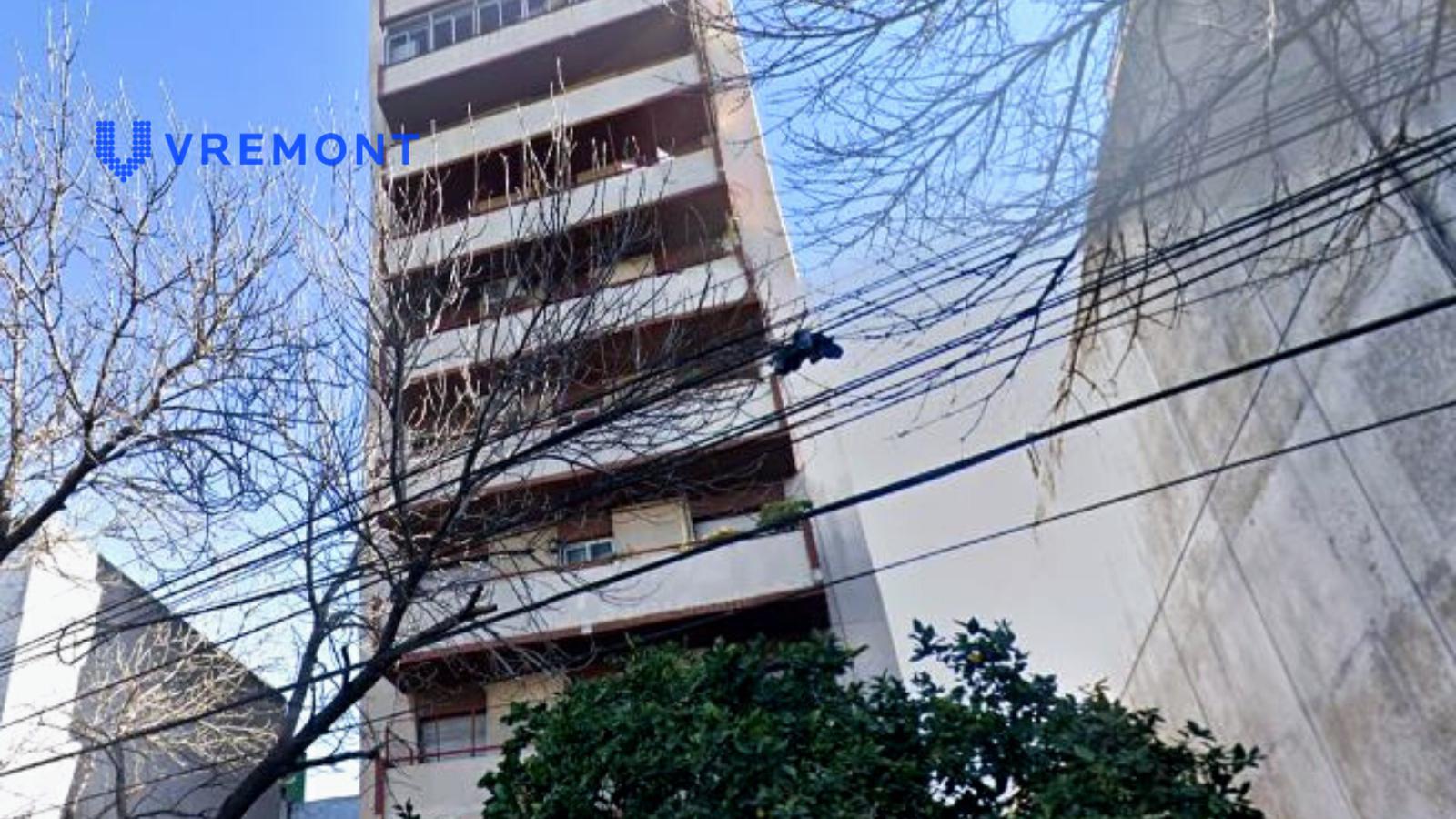 Salta al 2000 Departamento en Venta con Balcón