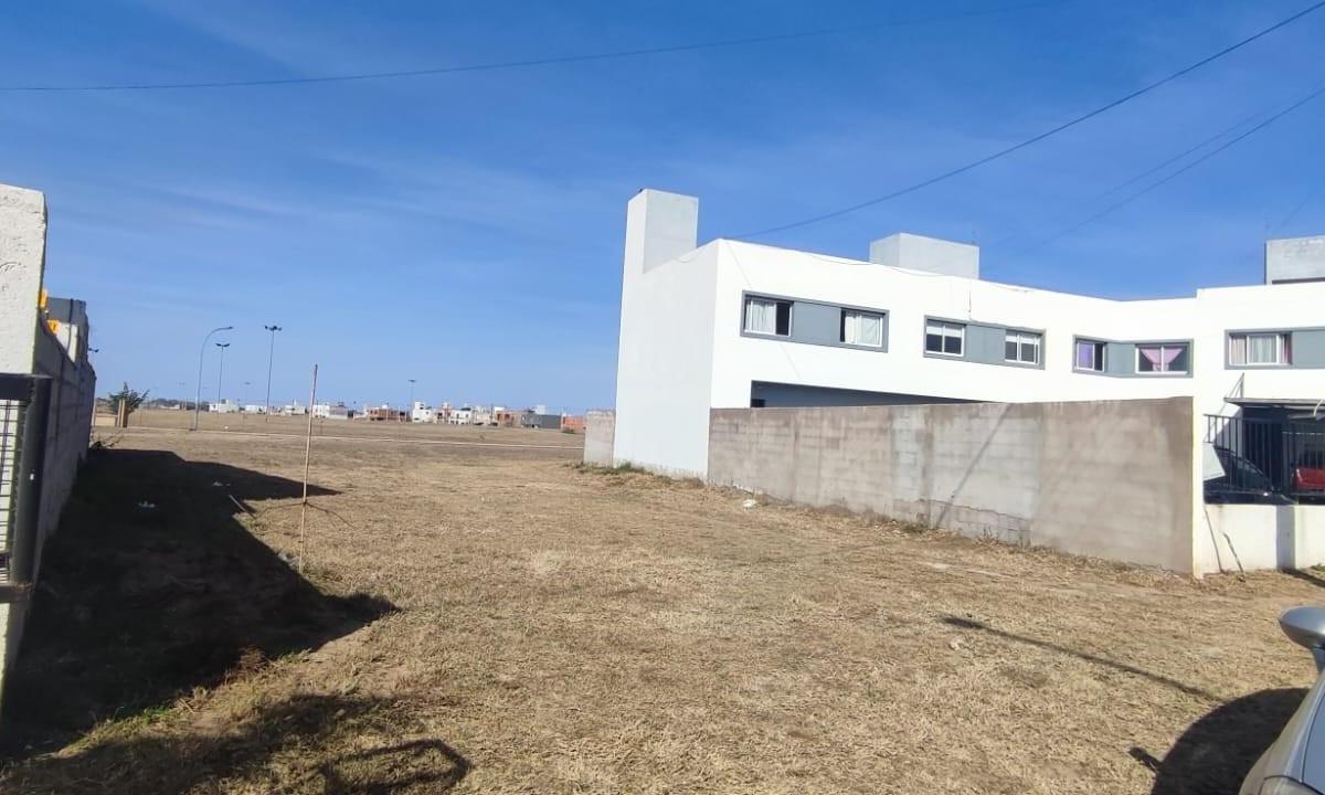 VENTA DE LOTE EN VALLE CERCANO - 360M2