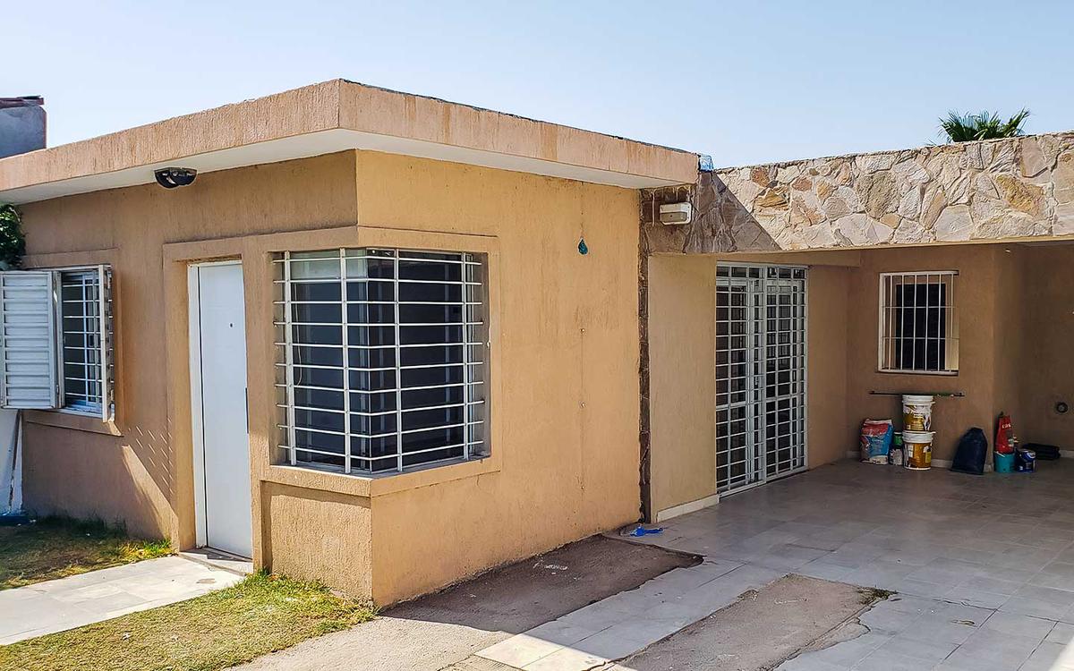 Venta. Casa 3 dormitorios. San Luis, Granadero Puntano N°438