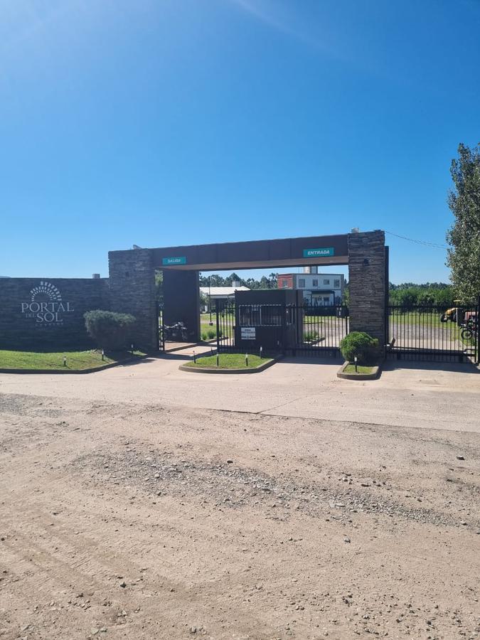 Country Portal del Sol terreno 620m2 en venta