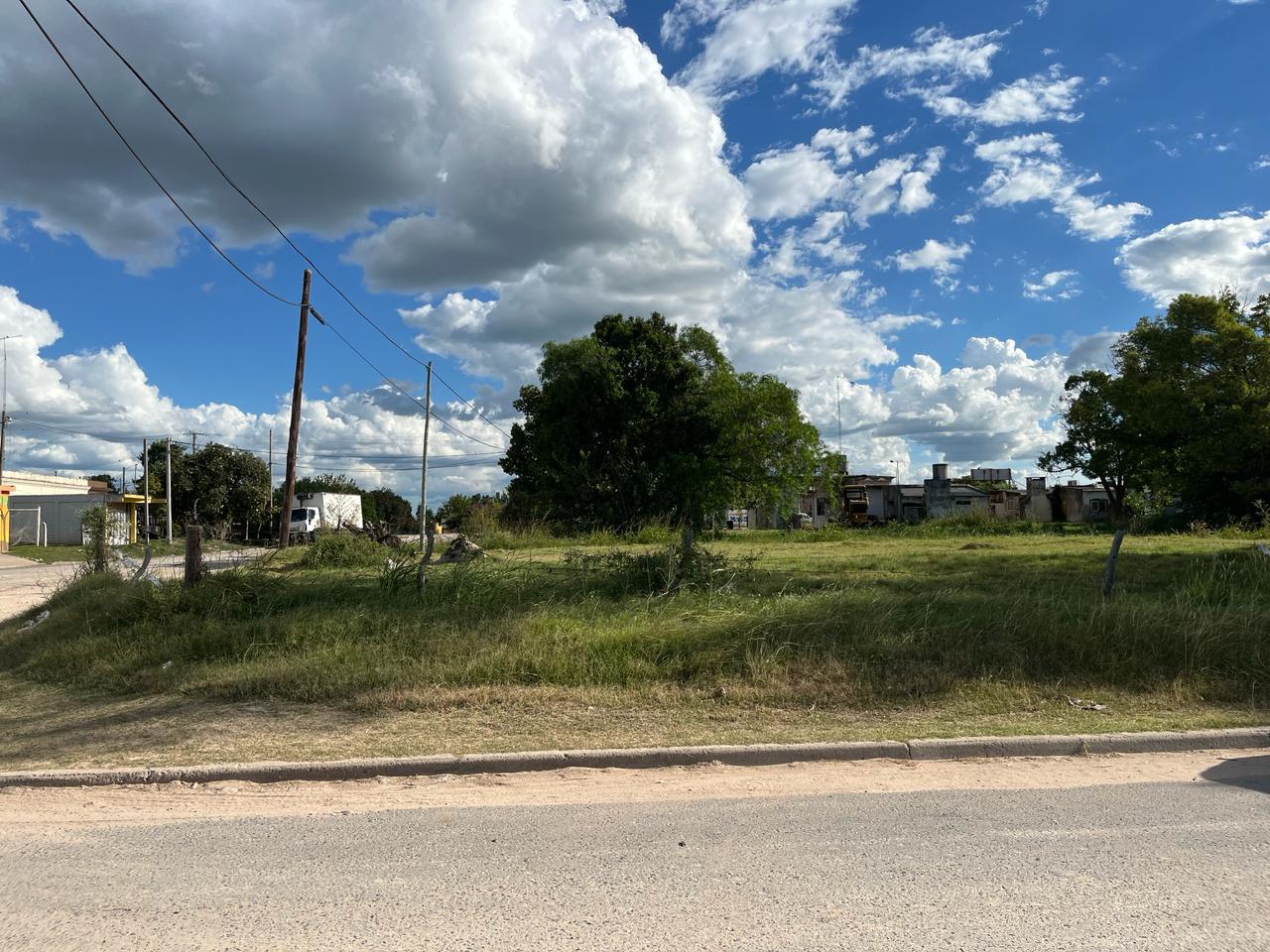 Terreno en Colonia Avellaneda