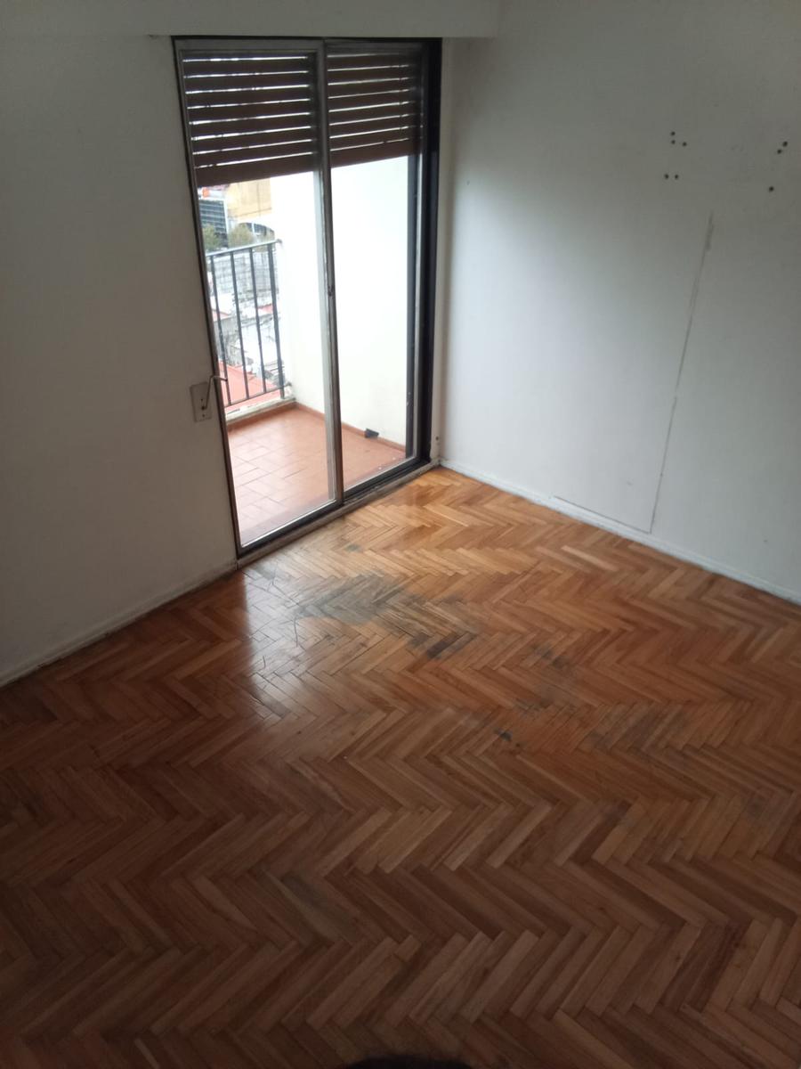 DEPARTAMENTO 2 AMB  VENTA  - 2 BALCONES - PISO 17 - TODO LUZ Y SOL