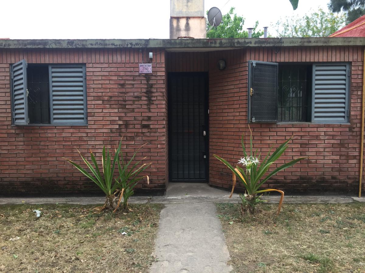 Casa c/2 dormitorios en B° Jose Ignacio Diaz - Cordoba Capital