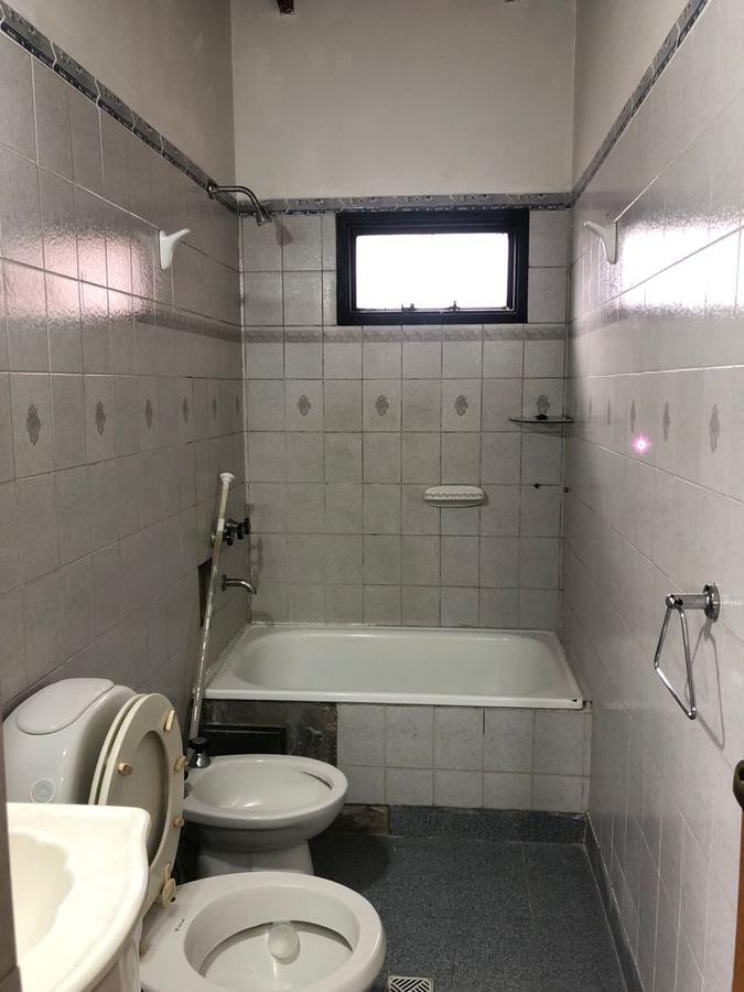 Departamento de 2 dormitorios a la alquiler/venta, Av. Pellegrini 37 Bis.-