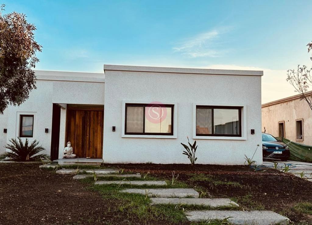 Casa en Venta en Barrio Santo Tomas, Pilar