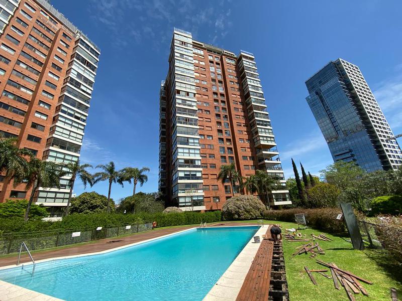 VENTA Torres de RamsaY 1945  Piso Alto 2Cocheras  BELGRANO CHICO