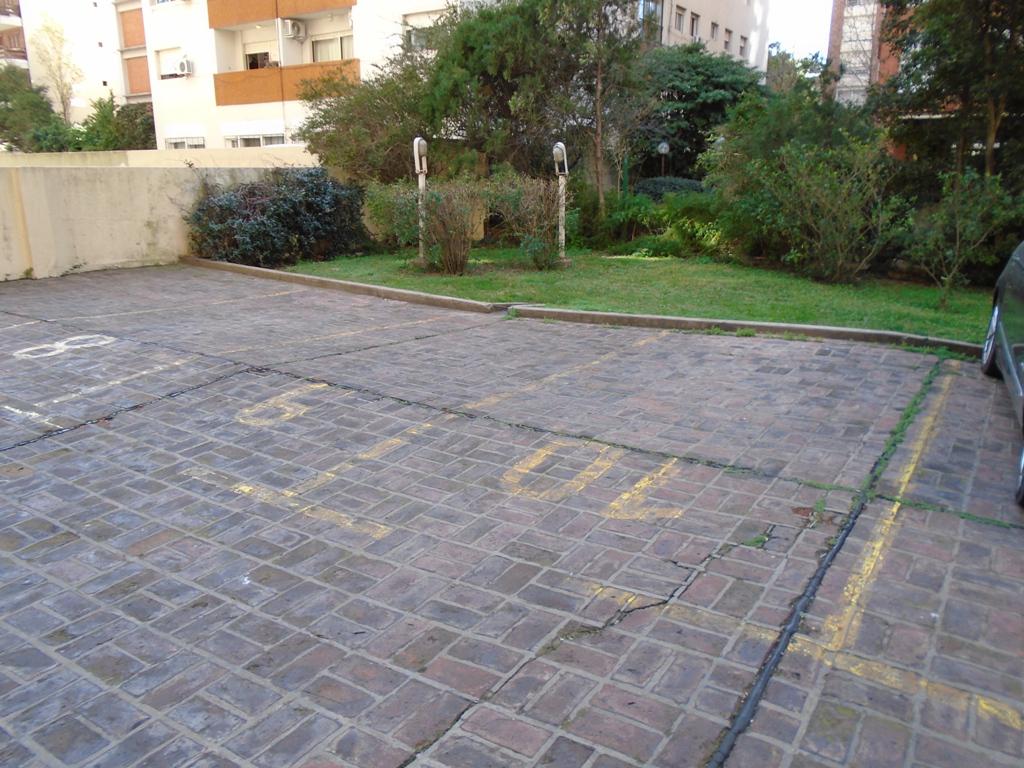 VENTA SEMIPISO 3 AMBIENTES EN ACASSUSO