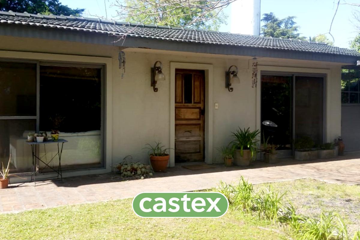 Casa en venta de cuatro ambientes en Pilar Village