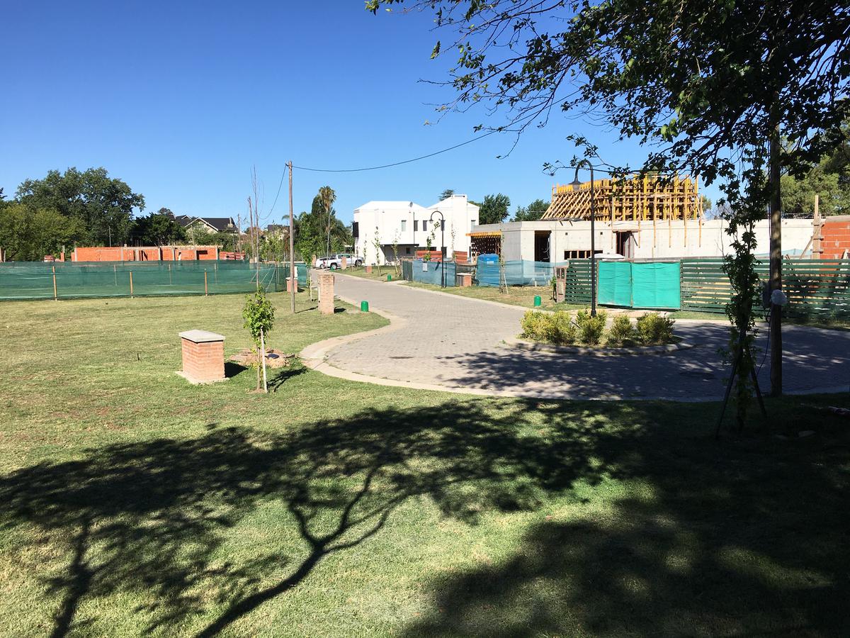 Terreno en Venta - en San Isidro, Beccar en Barrio Cerrado Miradores II