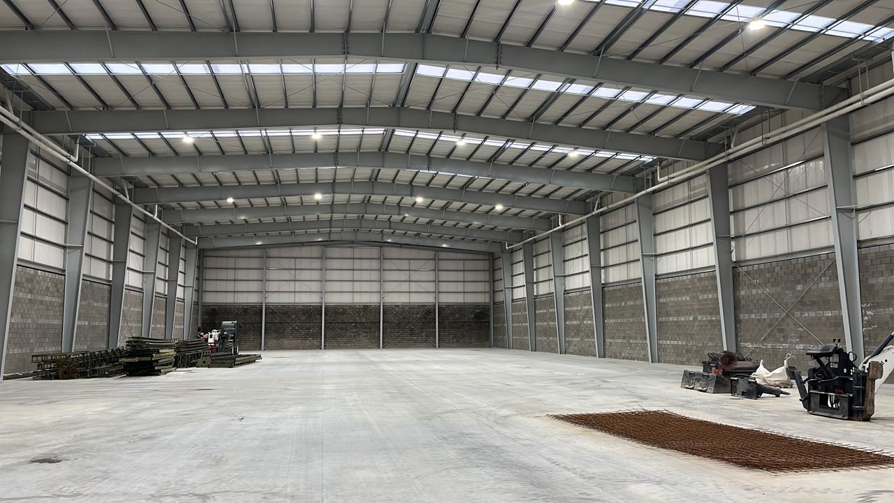 Galpón Industrial a Estrenar 2.250 m² c/ Estacionamiento propio - 11 De Septiembre - 3 de Febrero