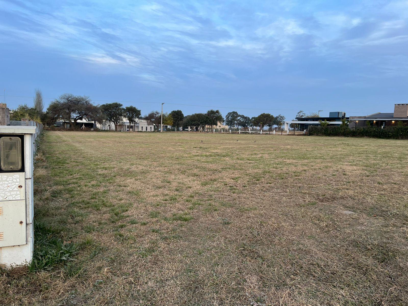 Terreno en Estación del Carmen! 2100 m2