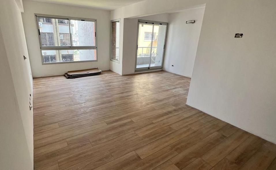 Venta Departamento de 2 Ambientes con Cochera en San Telmo, Ideal Renta, Apto Blanqueo, Apto Crédito