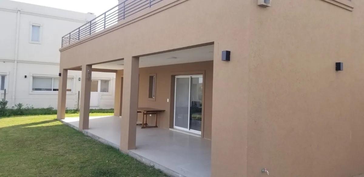 Casa en  venta 3 dormitorios, San Matías, Belén de Escobar