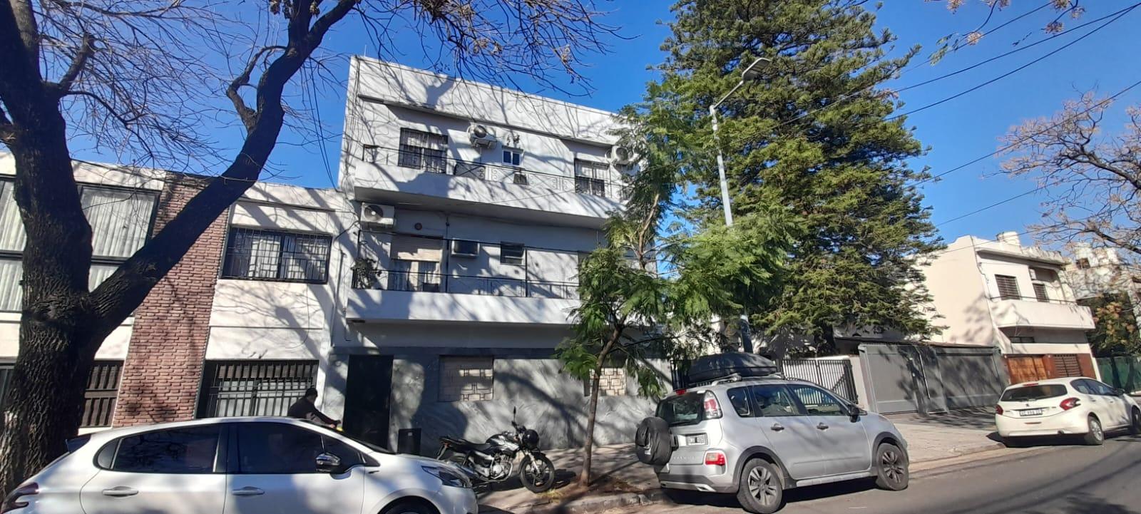 Venta de 3 ambientes en excelente zona de Villa del Parque