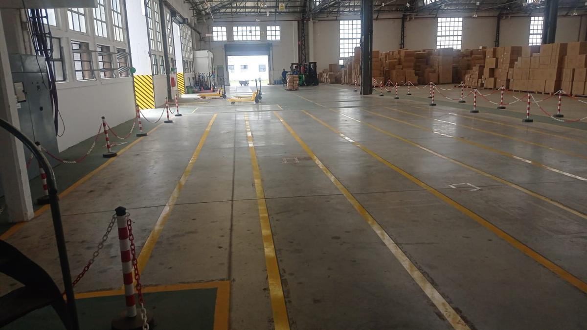 NAVE 8000 m2 INDUSTRIA o LOGISTICA - EN PREDIO CERRADO VALENTIN ALSINA