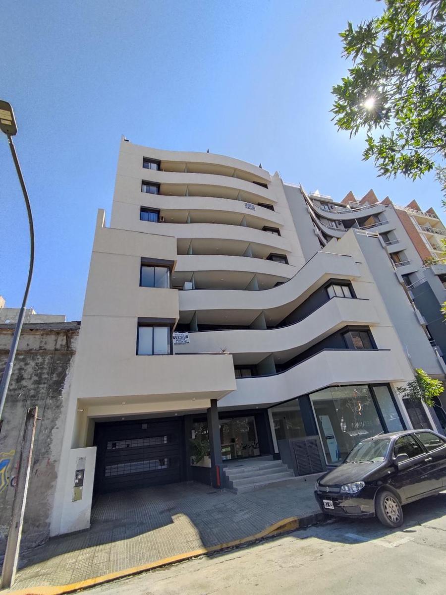 Nueva Cordoba 1 dorm venta balcon pileta