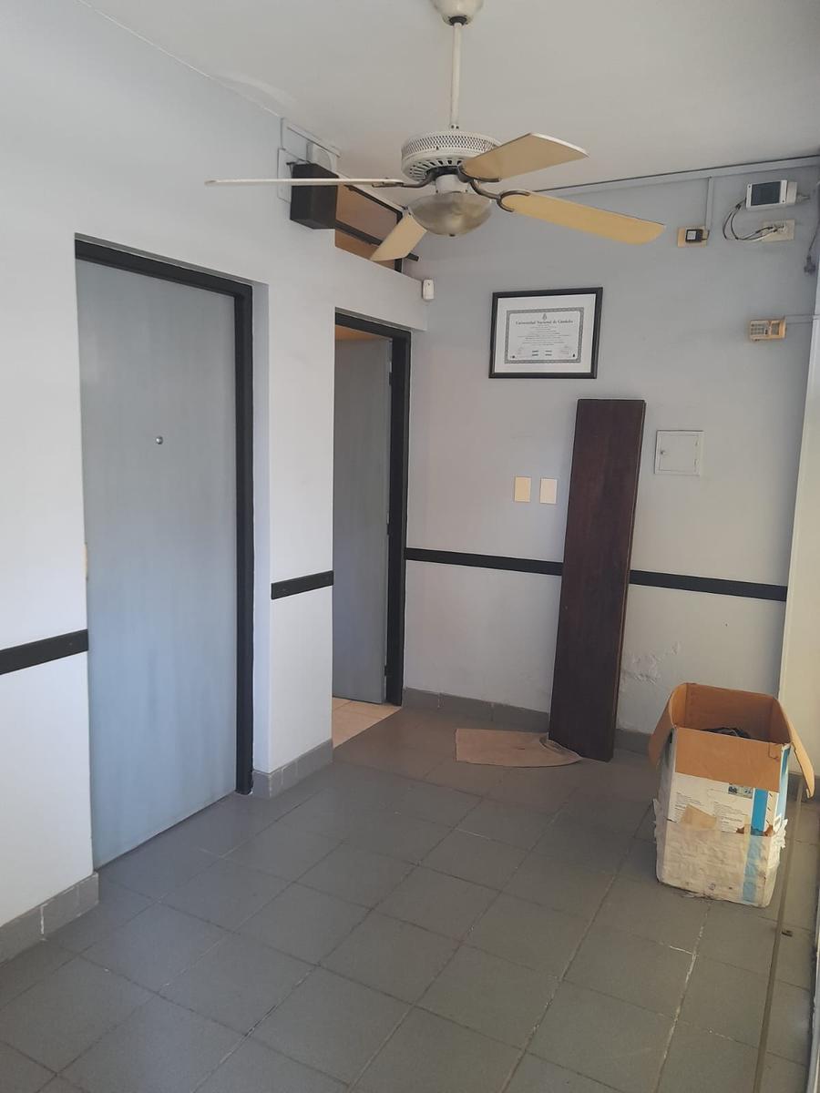 CONSULTORIOS A LA VENTA, SAN LORENZO 600