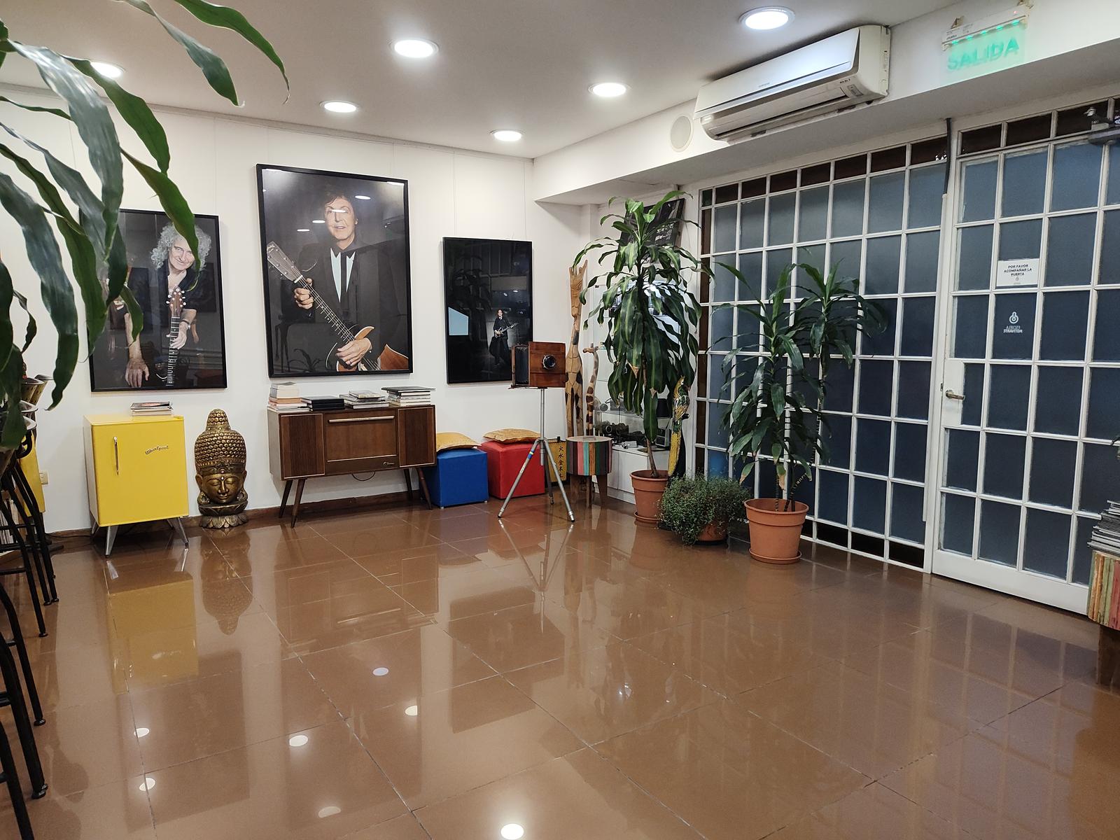 ALQUILER VILLA CRESPO EDIFICIO CON 5 OFICINAS, 4 BAÑOS , LOCAL EN P. BAJA