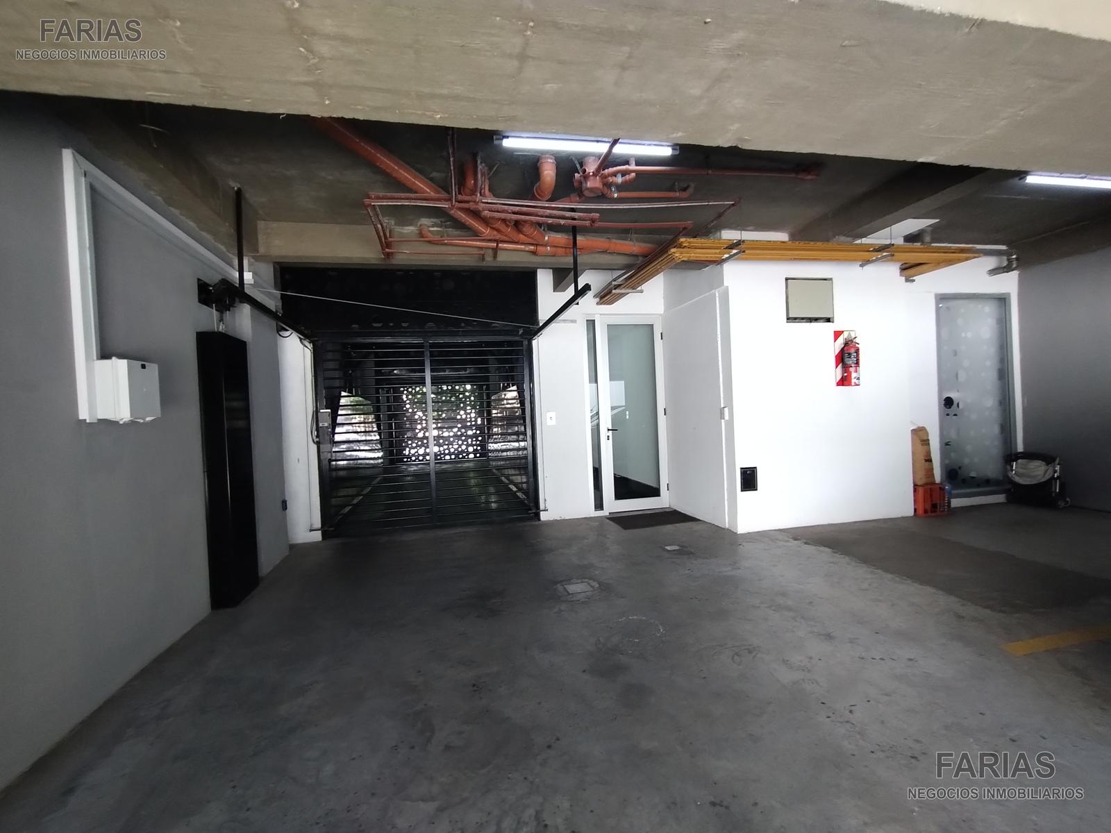 Venta Departamento Semi piso  en  Liniers